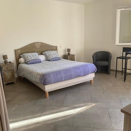 Hotel Ernella Aléria Zewnętrze zdjęcie