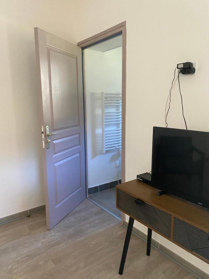 Hotel Ernella Aléria Zewnętrze zdjęcie